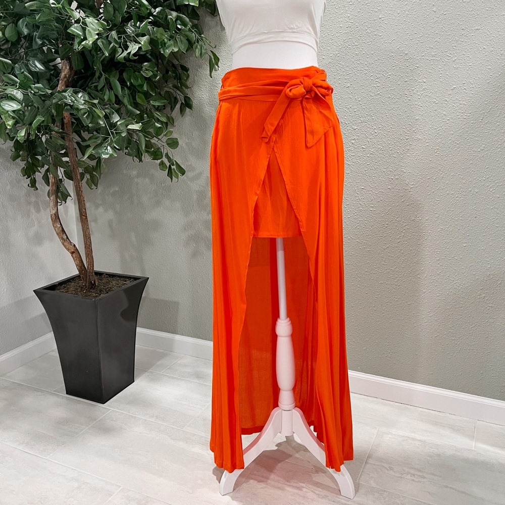 UNIQ A Line Skirt